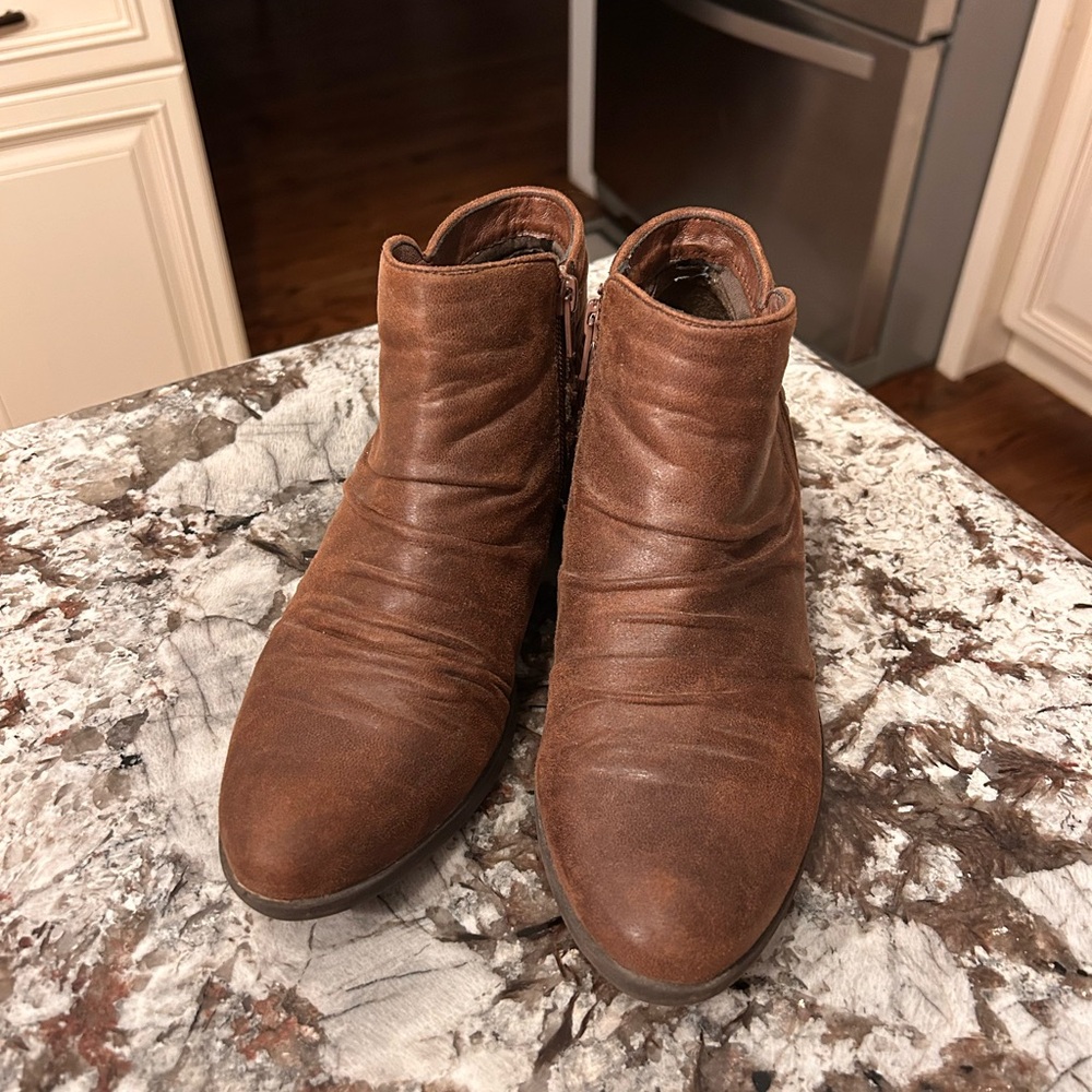BareTraps Brown Ankle Boots - Picture 2 of 4